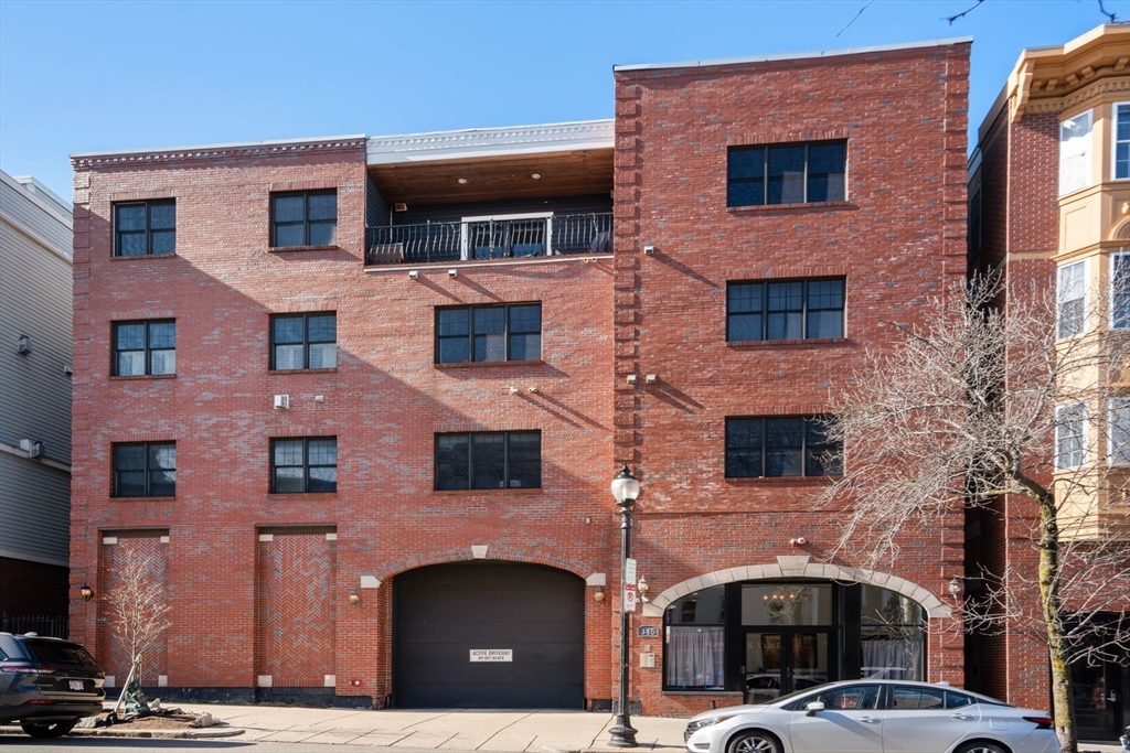 3 bed, 2 bath apartment for rent at 345 W Broadway Unit 9, South Boston — photo 32 of 34