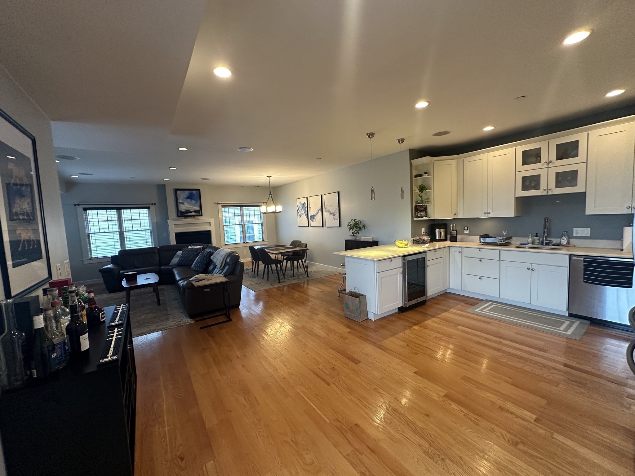 2 bed, 2 bath apartment for rent at 345 W Broadway St Unit 8, South Boston — photo 2 of 23