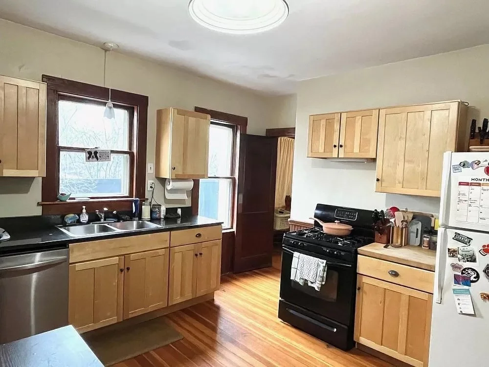 2 bed, 1 bath apartment for rent at 346-348 Belmont St Unit 1, Watertown — photo 6 of 12