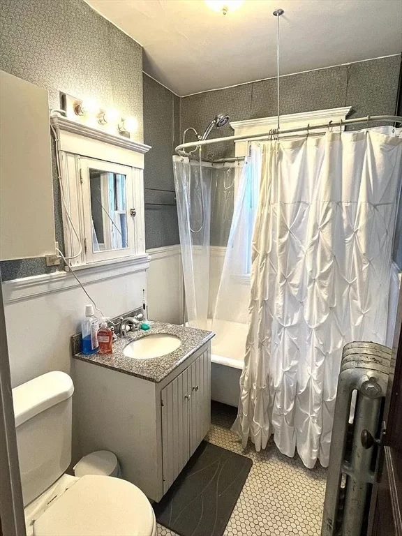2 bed, 1 bath apartment for rent at 346-348 Belmont St Unit 1, Watertown — photo 11 of 12