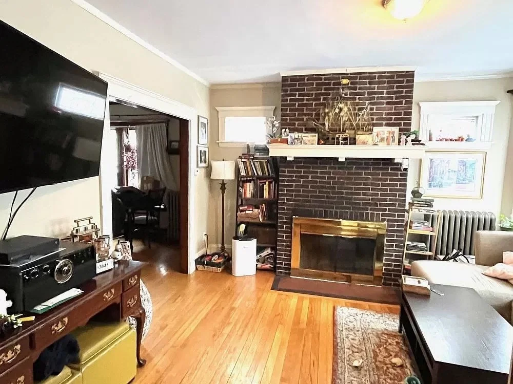2 bed, 1 bath apartment for rent at 346-348 Belmont St Unit 1, Watertown — photo 2 of 12