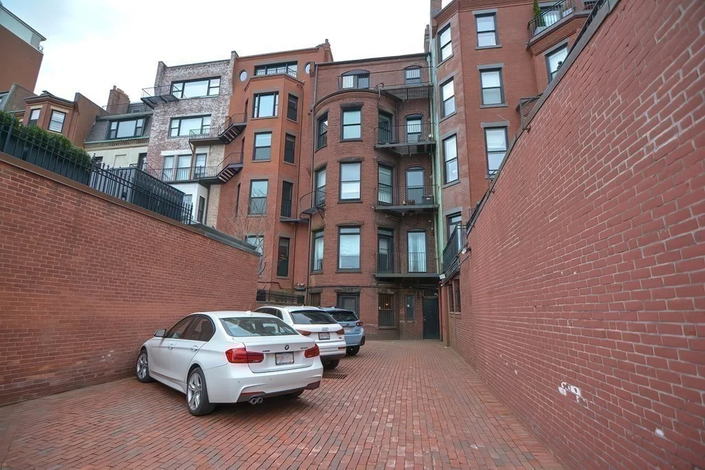 1 bed, 1 bath apartment for rent at 346 Beacon St Unit 1, Back Bay — photo 15 of 18