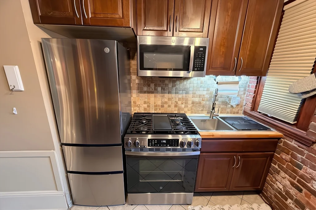 1 bed, 1 bath apartment for rent at 346 Beacon St Unit 1, Back Bay — photo 4 of 18