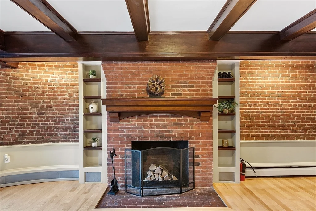 1 bed, 1 bath apartment for rent at 346 Beacon St Unit 1, Back Bay — photo 8 of 18