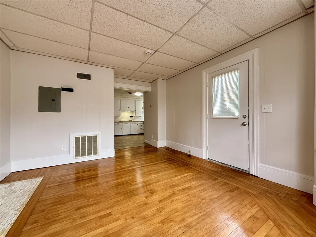 1 bed, 1 bath apartment for rent at 346 Broadway Unit 2, North Attleboro — photo 3 of 13