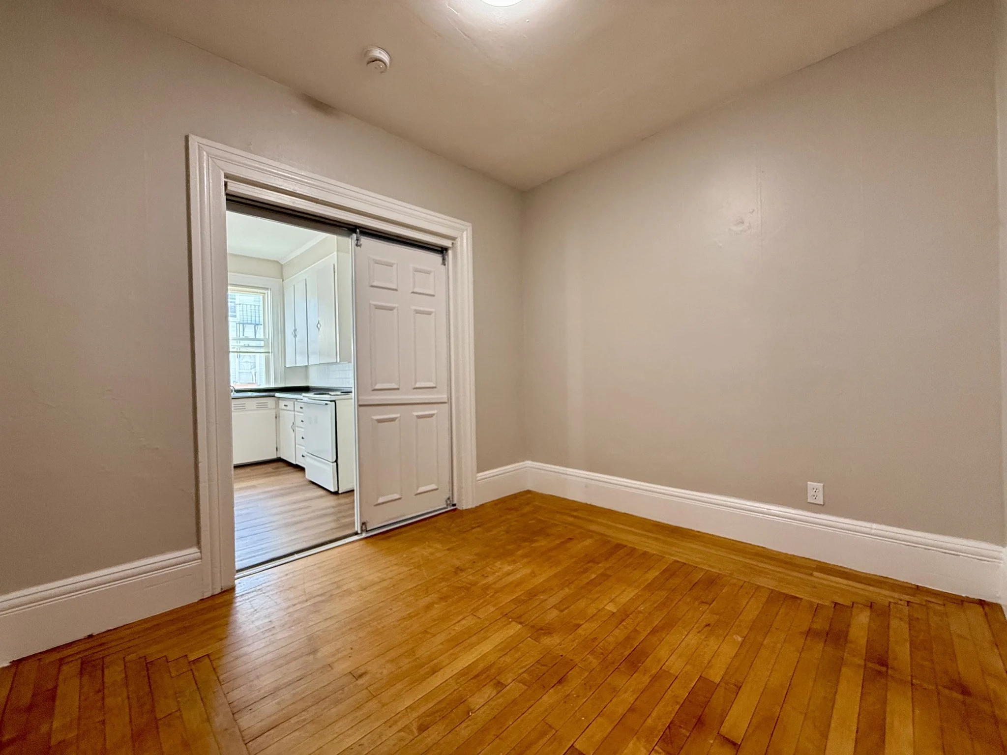 1 bed, 1 bath apartment for rent at 346 Broadway Unit 3, North Attleboro — photo 8 of 9