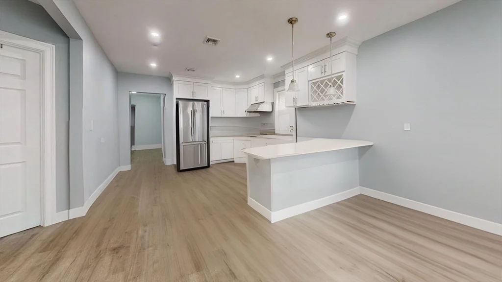 4 bed, 3 bath apartment for rent at 346 Cherry Unit 2, West Newton — photo 2 of 12