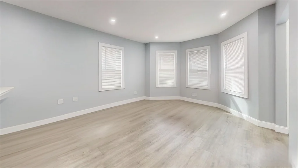 4 bed, 3 bath apartment for rent at 346 Cherry Unit 2, West Newton — photo 7 of 12