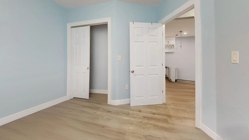 4 bed, 3 bath apartment for rent at 346 Cherry Unit 2, West Newton — photo 9 of 12