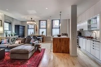 2 bed, 2 bath apartment for rent at 346 Congress St Unit 315, Seaport District — photo 3 of 18