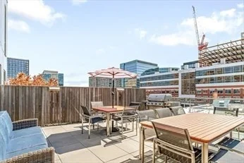Studio bed, 1 bath apartment for rent at 346 Congress St Unit 410, Seaport District — photo 6 of 7