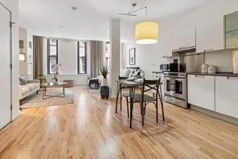 Studio bed, 1 bath apartment for rent at 346 Congress St Unit 410, Seaport District — photo 1 of 7
