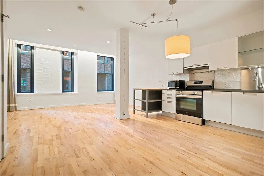 Studio bed, 1 bath apartment for rent at 346 Congress St Unit U210, South Boston — photo 5 of 19