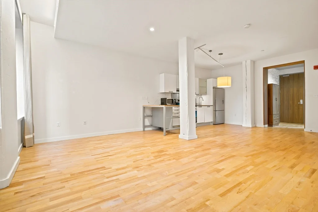 Studio bed, 1 bath apartment for rent at 346 Congress St Unit U210, South Boston — photo 6 of 19
