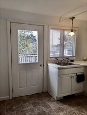 2 bed, 1 bath apartment for rent at 346 Elm St Unit 3, South Dartmouth — photo 17 of 35