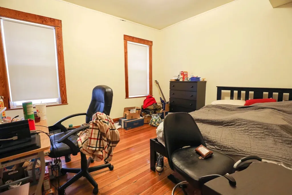 4 bed, 2 bath apartment for rent at 346 Faneuil St Unit 2, Oak Square — photo 7 of 14