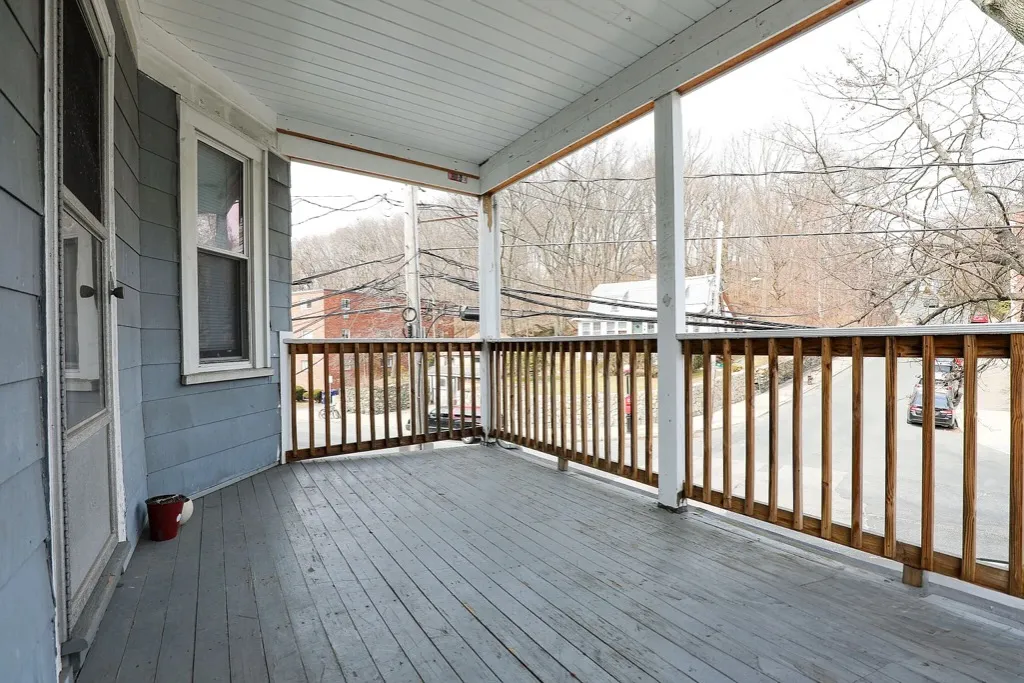 4 bed, 2 bath apartment for rent at 346 Faneuil St Unit 2, Oak Square — photo 13 of 14
