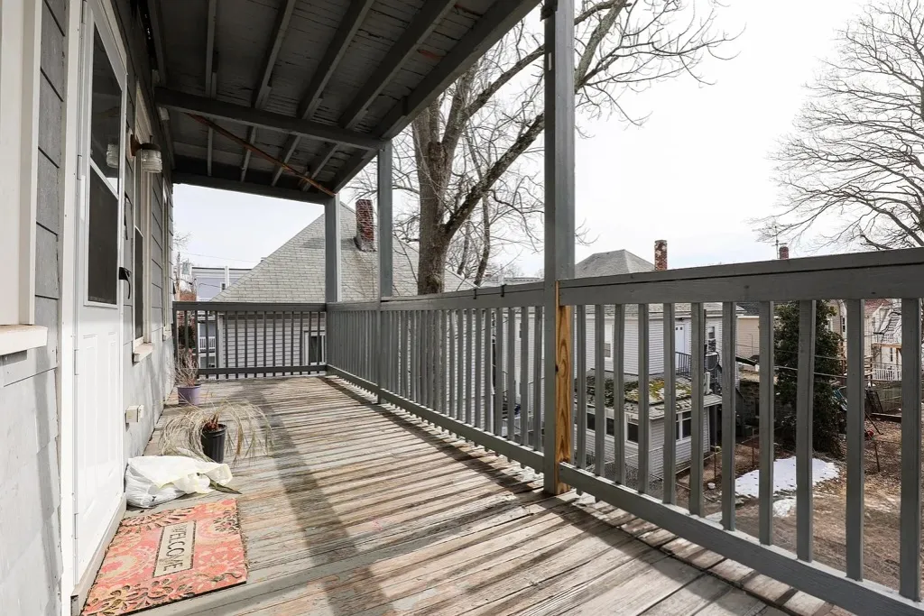 4 bed, 2 bath apartment for rent at 346 Faneuil St Unit 2, Oak Square — photo 14 of 14