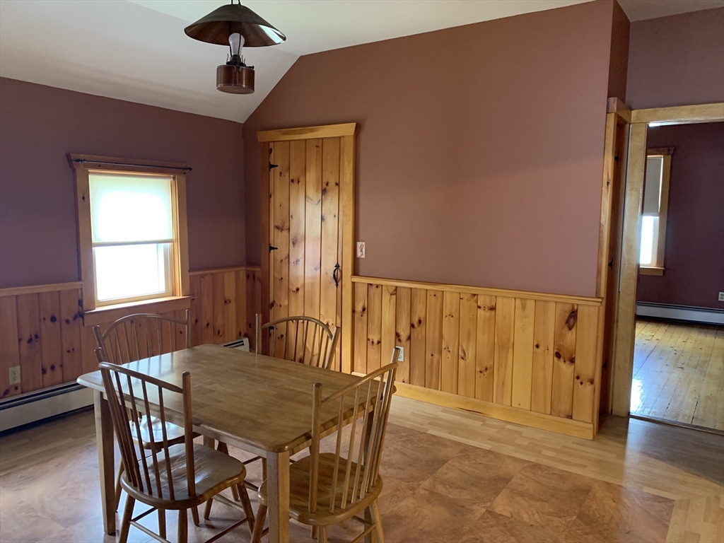 2 bed, 1 bath apartment for rent at 346 Fountain St, Unit  2, Fall River — photo 3 of 12