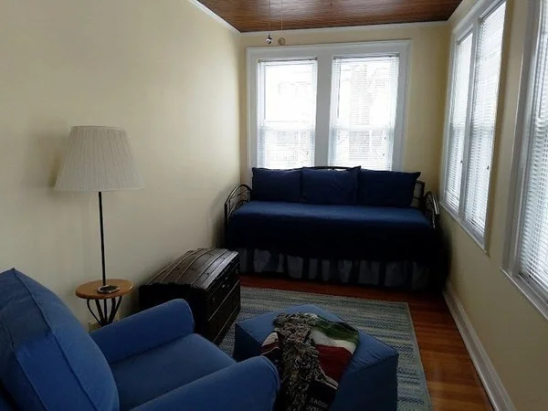 2 bed, 1 bath apartment for rent at 346 Lexington St Unit A, Auburndale — photo 5 of 15