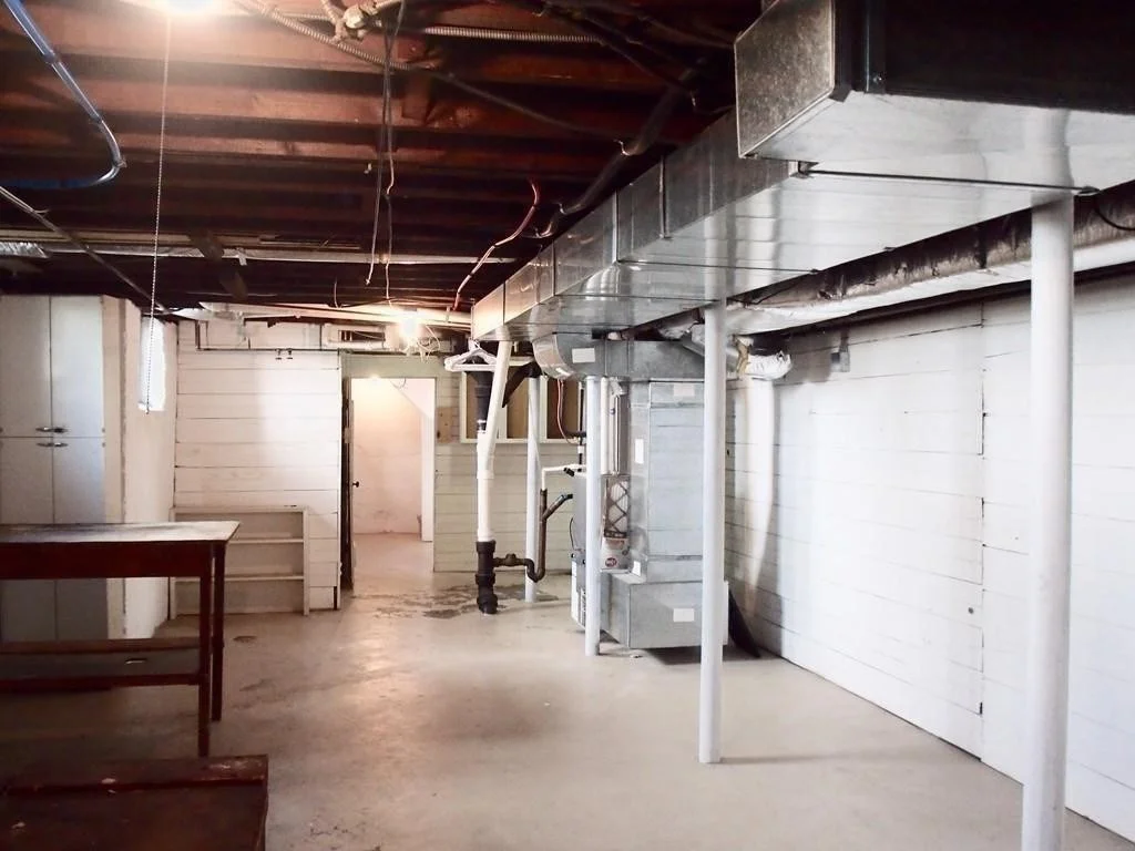 2 bed, 1 bath apartment for rent at 346 Lexington St Unit A, Auburndale — photo 14 of 15