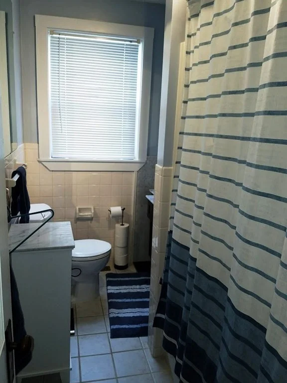2 bed, 1 bath apartment for rent at 346 Lexington St Unit A, Auburndale — photo 11 of 15