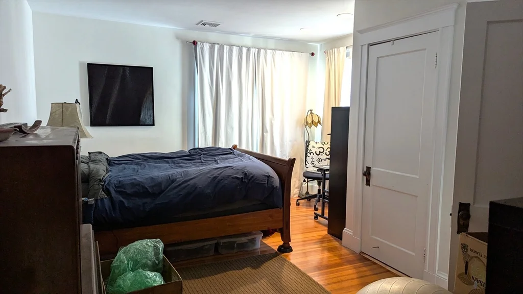 3 bed, 1 bath apartment for rent at 346 Lexington St Unit B, Auburndale — photo 8 of 15