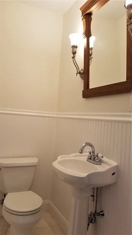 3 bed, 1 bath apartment for rent at 346 Lexington St Unit B, Auburndale — photo 12 of 15