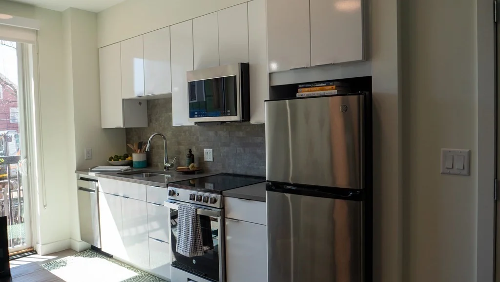 Studio bed, 1 bath apartment for rent at 346 Somerville Ave Unit 201, Union Square — photo 2 of 9