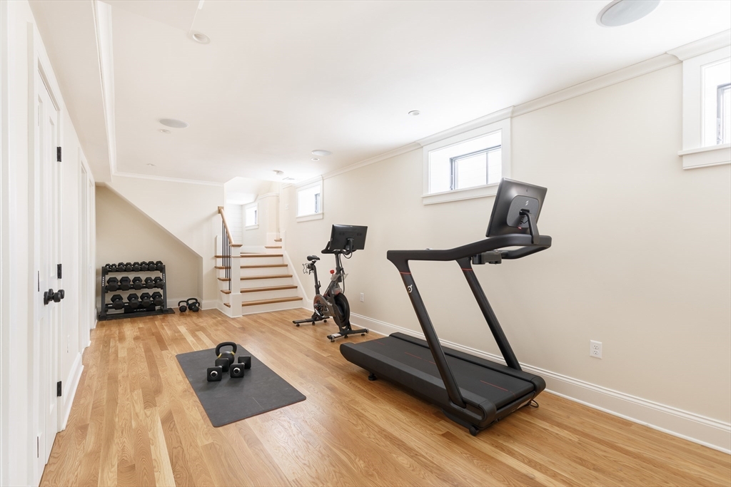 4 bed, 3 bath apartment for rent at 346 Walden St Unit 1, Neighborhood Nine — photo 19 of 24