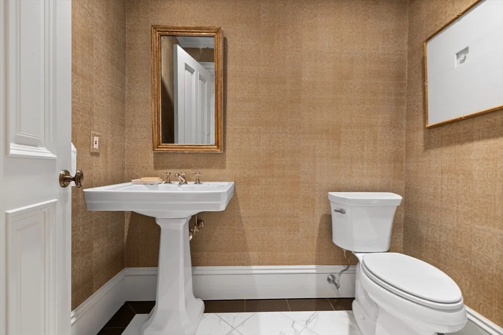 2 bed, 2 bath apartment for rent at 348 Beacon St Unit 4, Back Bay — photo 18 of 35