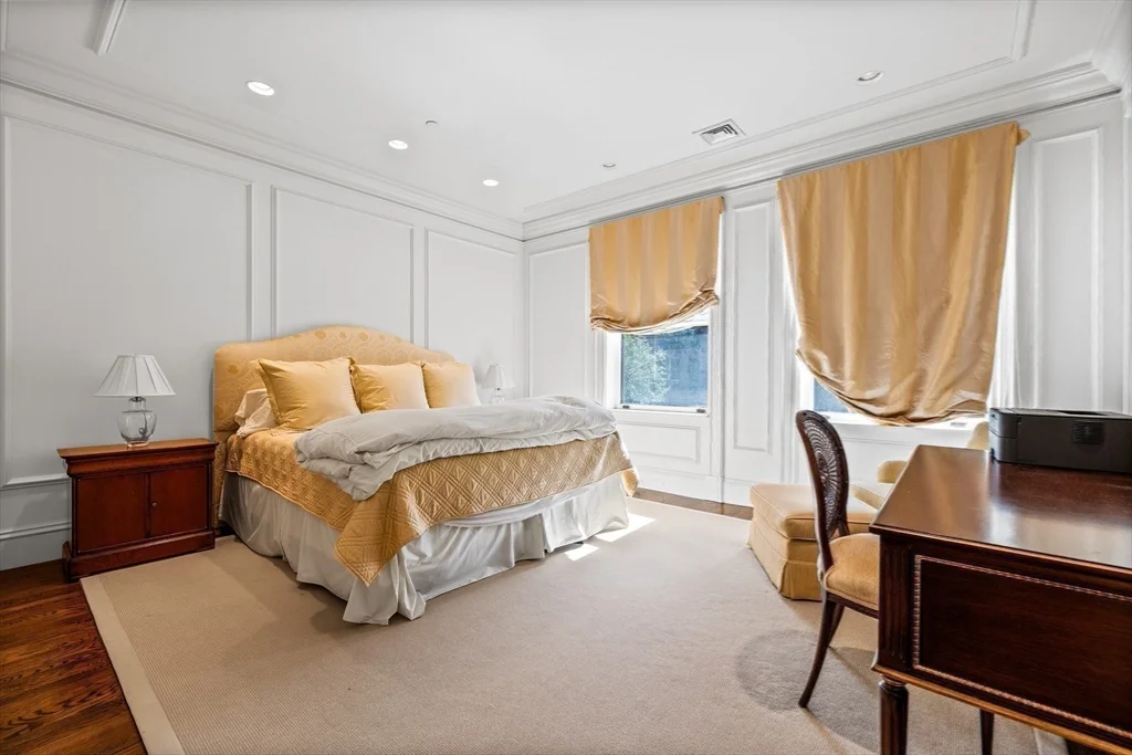 2 bed, 2 bath apartment for rent at 348 Beacon St Unit 4, Back Bay — photo 27 of 35