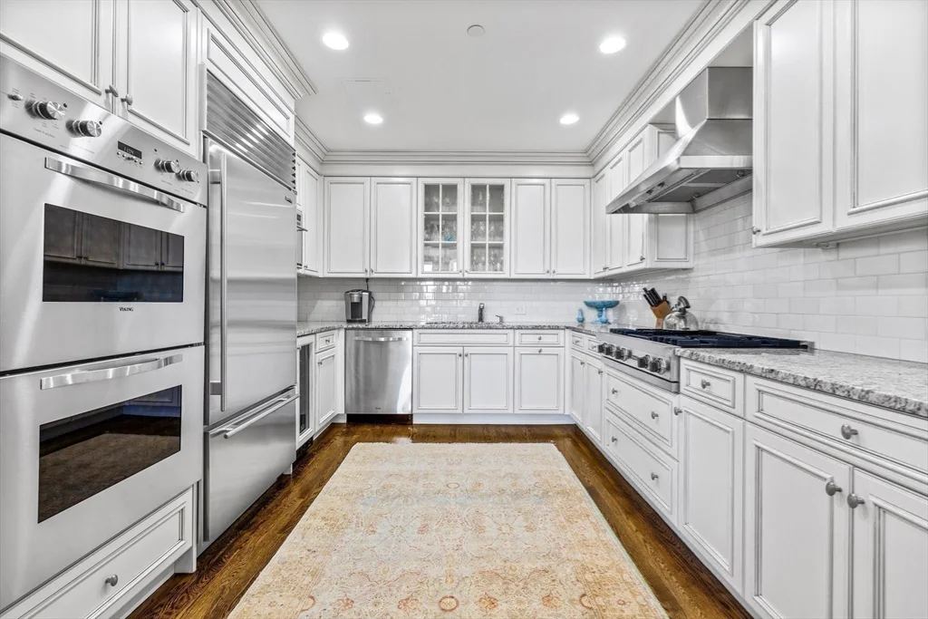 2 bed, 2 bath apartment for rent at 348 Beacon St Unit 4, Back Bay — photo 16 of 35