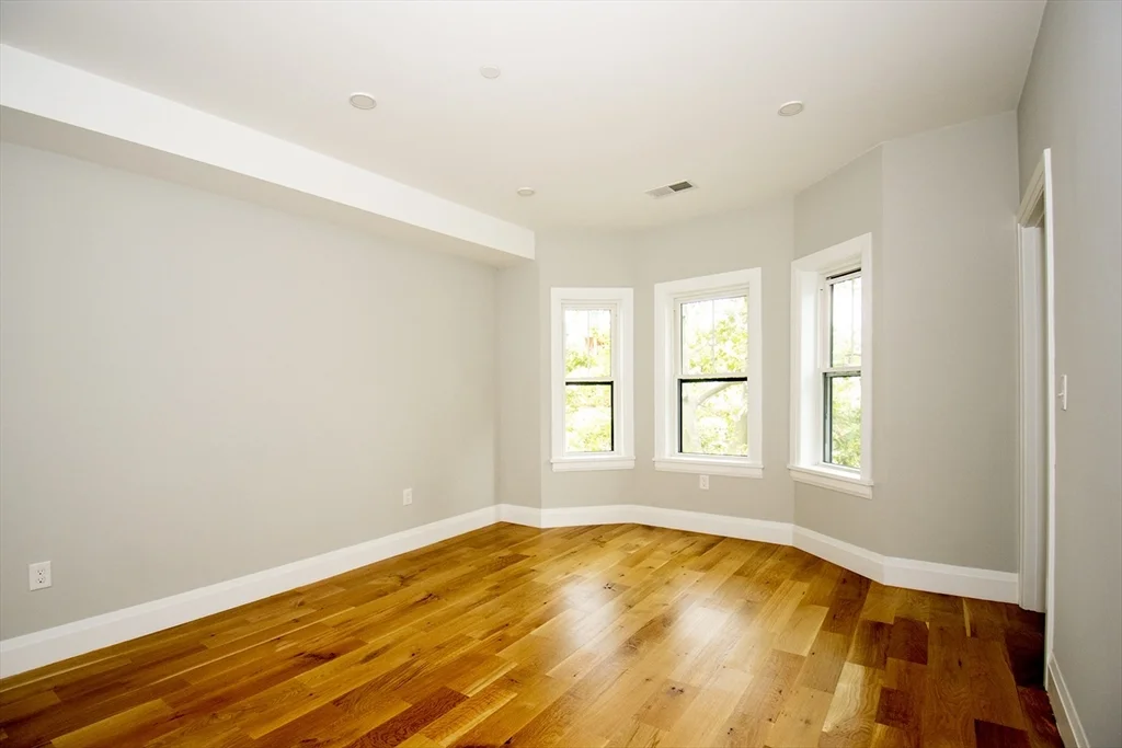 3 bed, 2 bath apartment for rent at 348 Chelsea St Unit 3, East Boston — photo 8 of 11