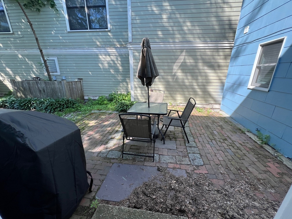 1 bed, 1 bath apartment for rent at 348 Dorchester Unit -, South Boston