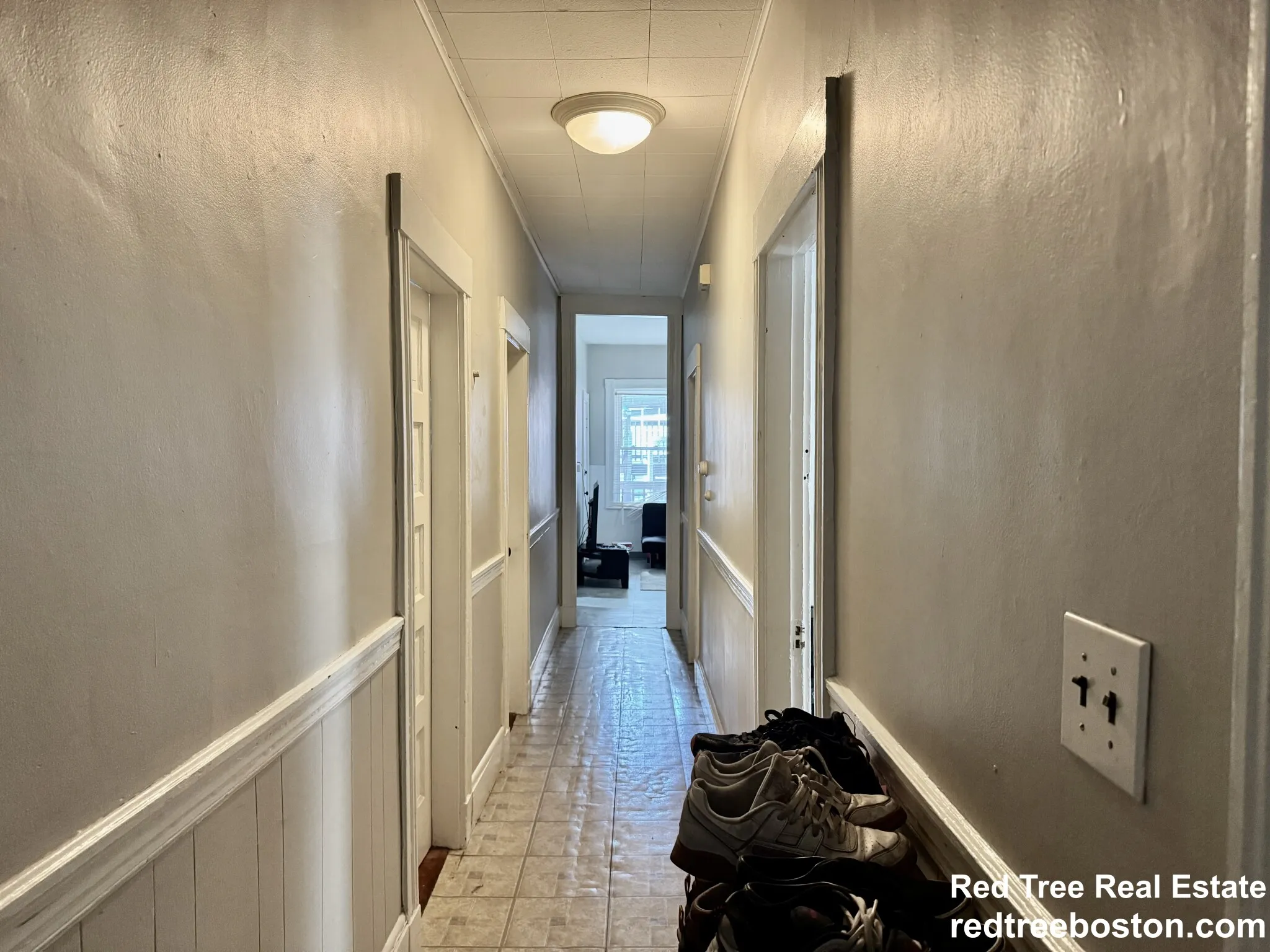4 bed, 1 bath apartment for rent at 348 Faneuil St Unit 2, Oak Square — photo 8 of 22
