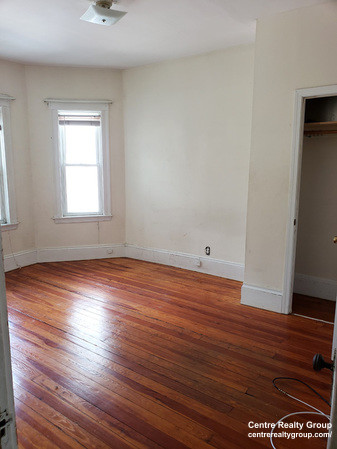 4 bed, 1 bath apartment for rent at 348 Faneuil St Unit 3, Brighton — photo 19 of 26