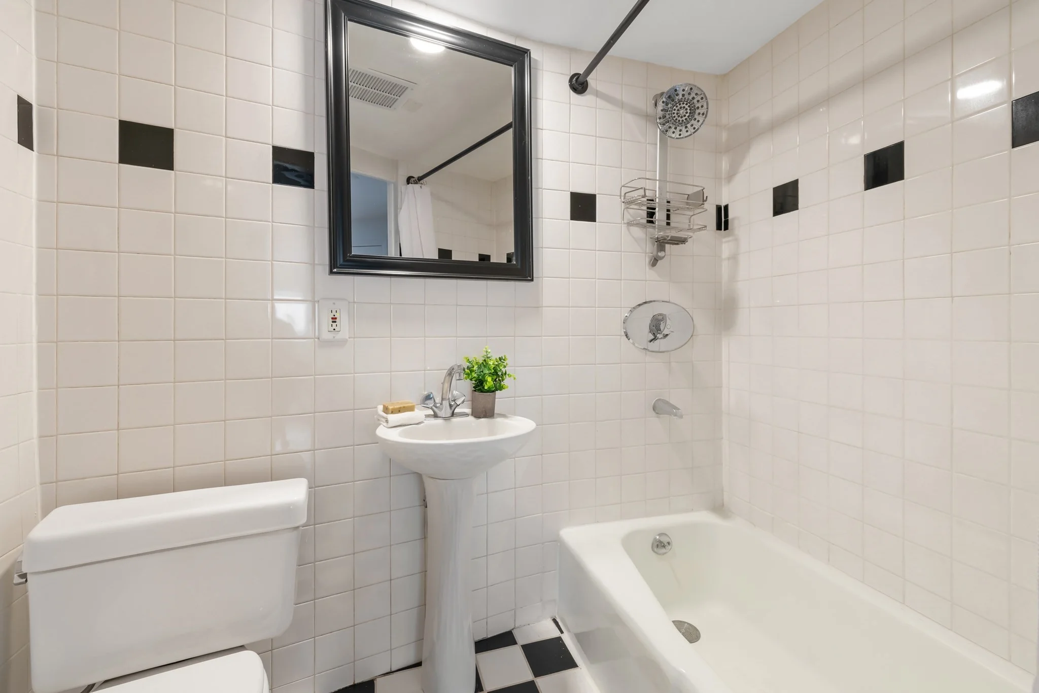 2 bed, 1 bath apartment for rent at 348 Franklin St Unit 3A, Central Square — photo 12 of 22