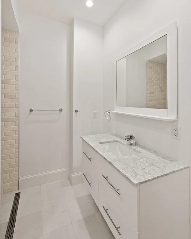 1 bed, 1 bath apartment for rent at 348 Hanover St Unit 1, North End — photo 5 of 11
