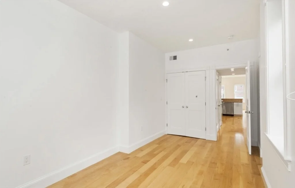 1 bed, 1 bath apartment for rent at 348 Hanover St Unit 3, North End — photo 8 of 13