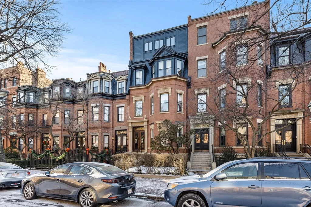 1 bed, 1 bath apartment for rent at 348 Marlborough St Unit 3, Back Bay — photo 3 of 26