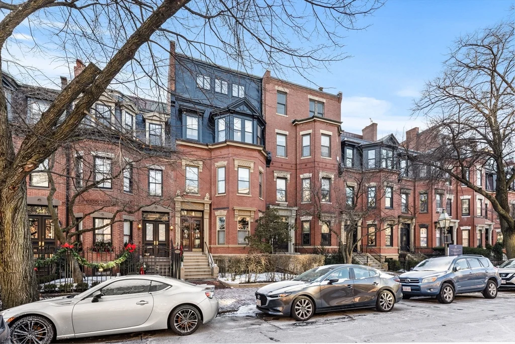 1 bed, 1 bath apartment for rent at 348 Marlborough St Unit 3, Back Bay — photo 4 of 26