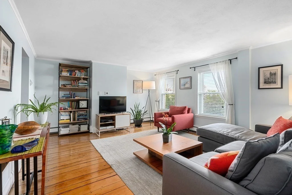 2 bed, 1 bath apartment for rent at 348 Medford St Unit 2, Charlestown