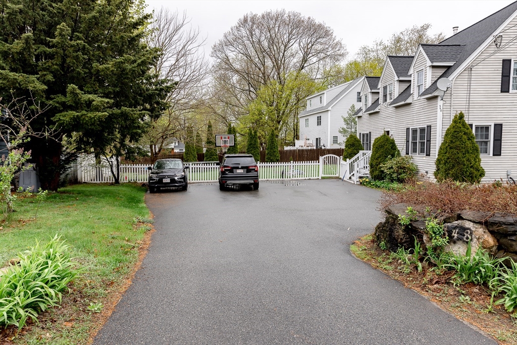3 bed, 2 bath apartment for rent at 348 Osgood St Unit 348, North Andover — photo 4 of 42