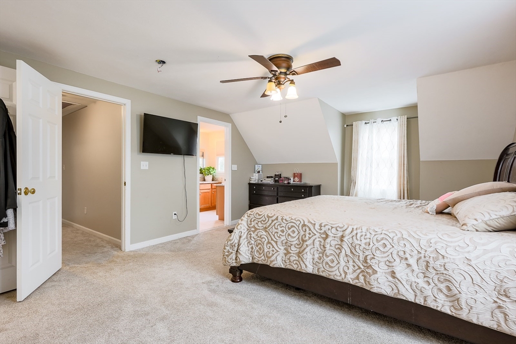 3 bed, 2 bath apartment for rent at 348 Osgood St Unit 348, North Andover — photo 37 of 42