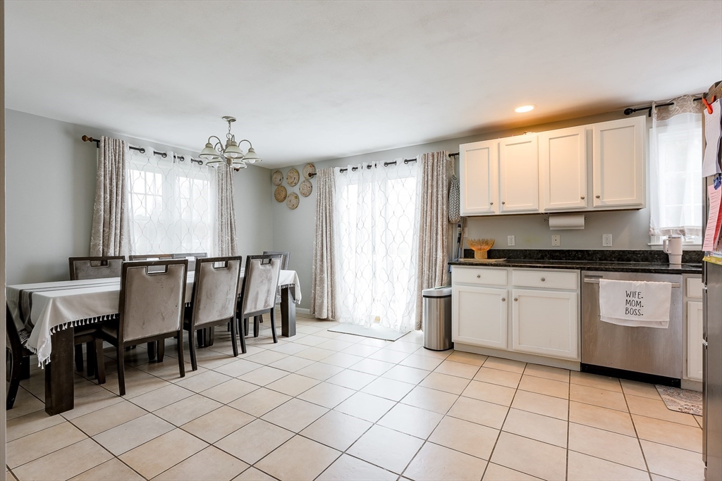 3 bed, 2 bath apartment for rent at 348 Osgood St Unit 348, North Andover — photo 17 of 42