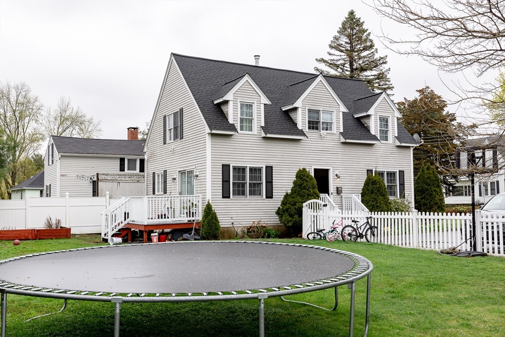 3 bed, 2 bath apartment for rent at 348 Osgood St Unit 348, North Andover — photo 7 of 42