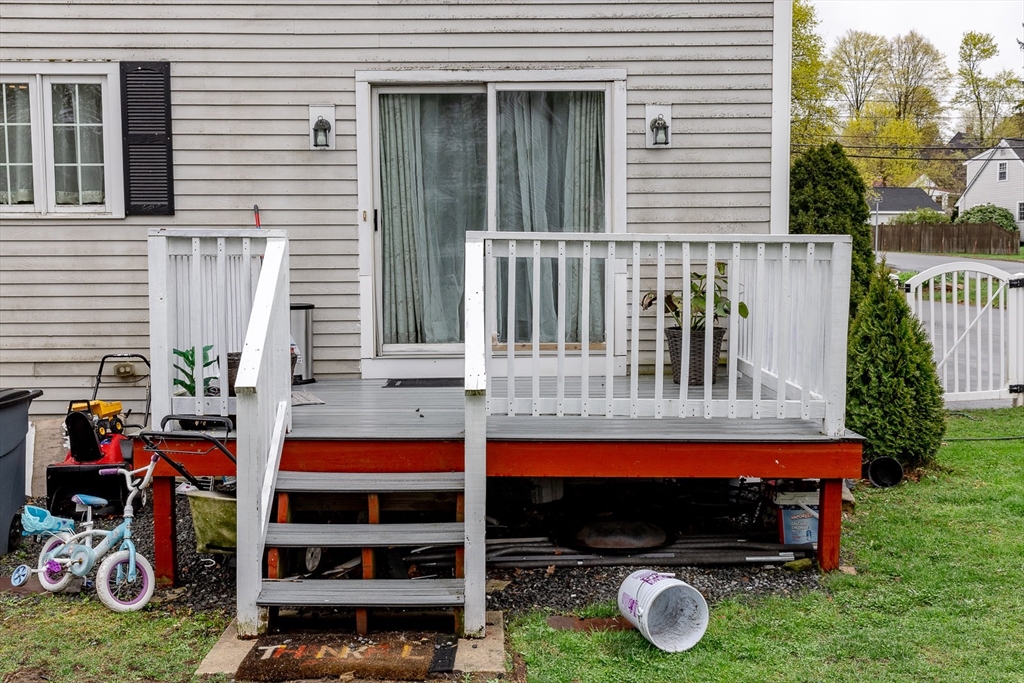 3 bed, 2 bath apartment for rent at 348 Osgood St Unit 348, North Andover — photo 10 of 42