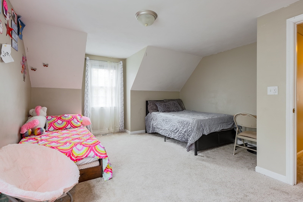 3 bed, 2 bath apartment for rent at 348 Osgood St Unit 348, North Andover — photo 30 of 42