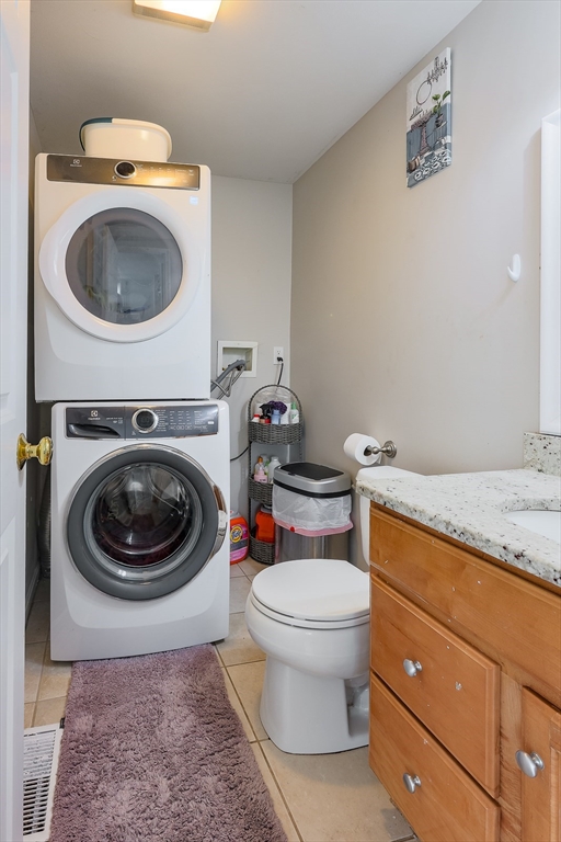 3 bed, 2 bath apartment for rent at 348 Osgood St Unit 348, North Andover — photo 24 of 42